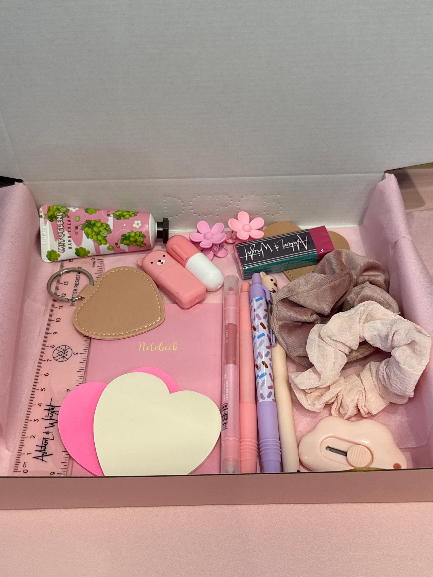 15 Piece Bargain Box