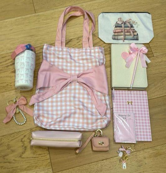 Tied up in love - Heart/Bow themed Stationery bundle (3)